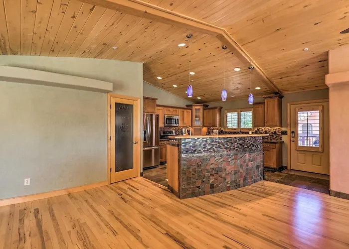 5 Mi To Butte Creek Trail: W/ Deck! Holiday home Prescott