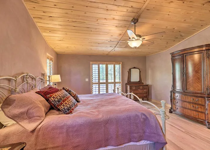 5 Mi To Butte Creek Trail: W/ Deck! Holiday home Prescott